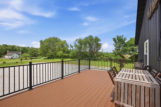 4838 Marion Road NW, Centerburg, OH 43011