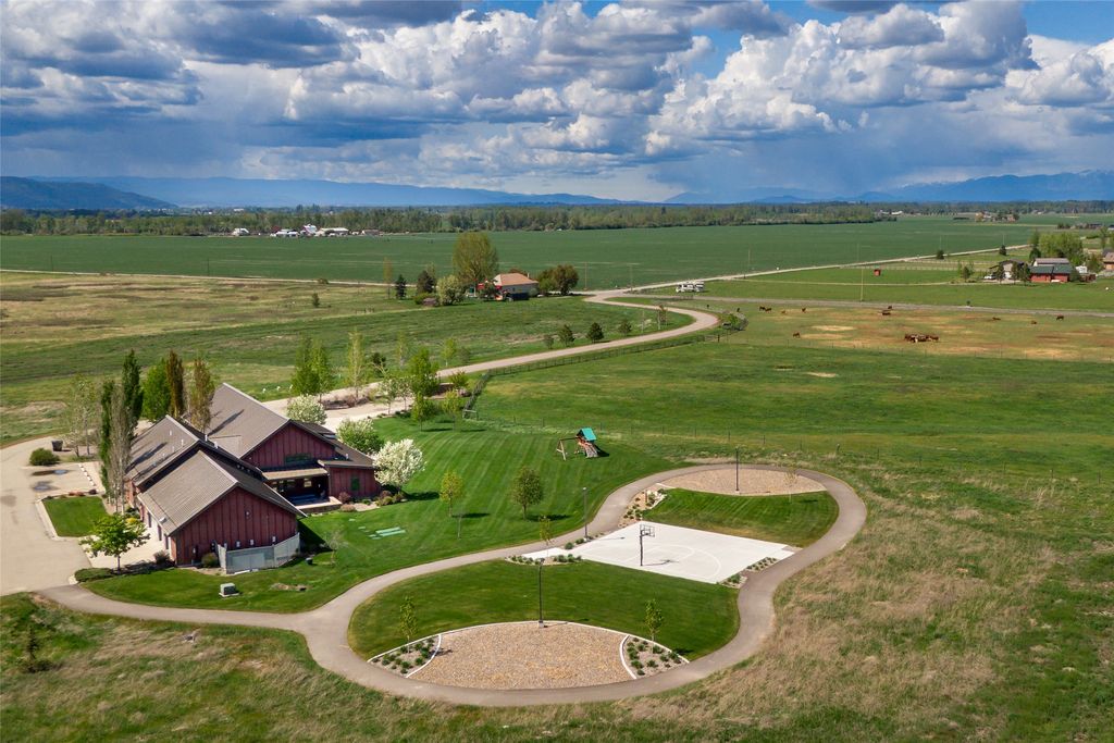 905 N Somers Road, Kalispell, MT 59901 photo 10