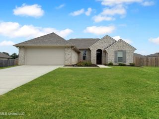 102 Brunswick Cove, Canton, MS 39046