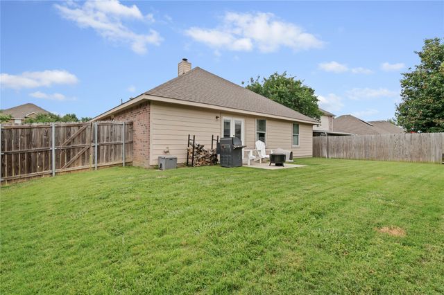 4508 Redbud Drive, Denton, TX 76208