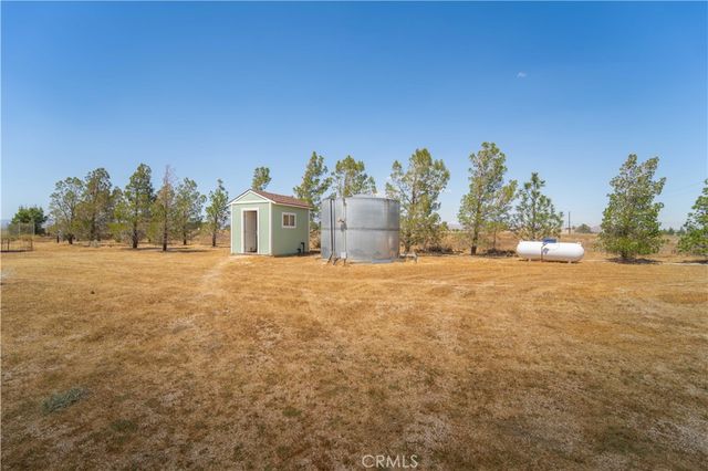 50725 70th W, Lancaster, CA 93536