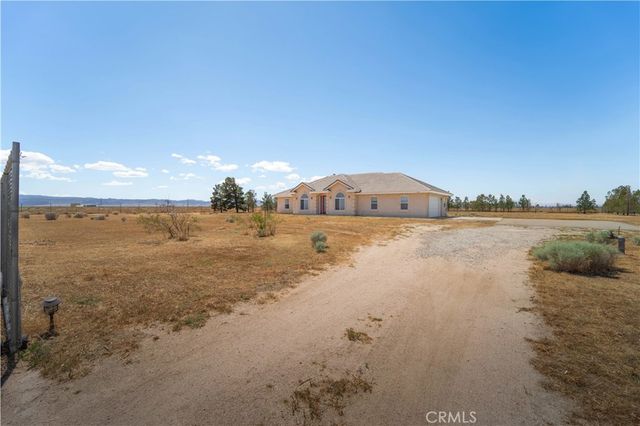 50725 70th W, Lancaster, CA 93536