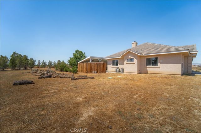 50725 70th W, Lancaster, CA 93536