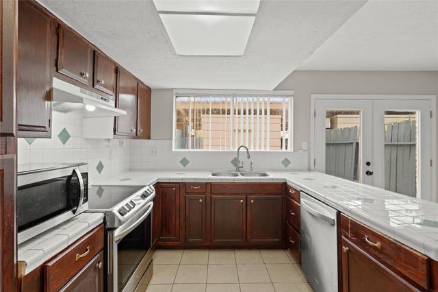 12873 High Star Drive, Houston, TX 77072