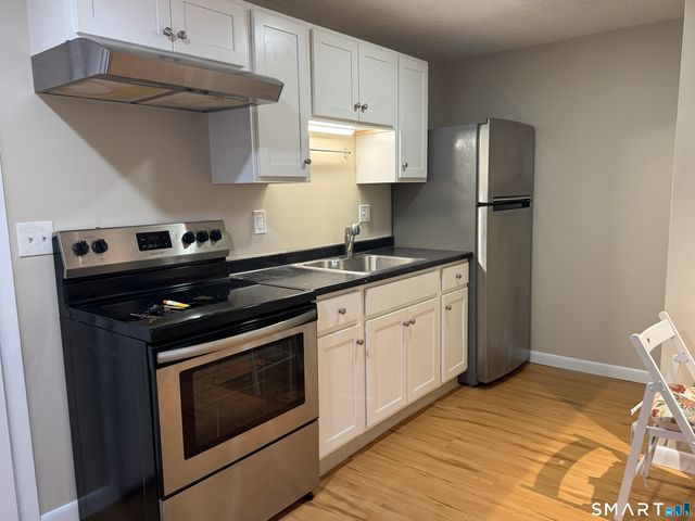 143 Main Street C, Manchester, CT 06042