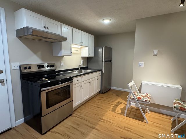 143 Main Street C, Manchester, CT 06042