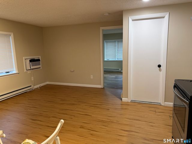 143 Main Street C, Manchester, CT 06042