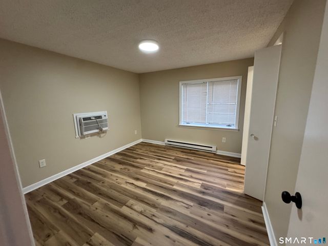 143 Main Street C, Manchester, CT 06042