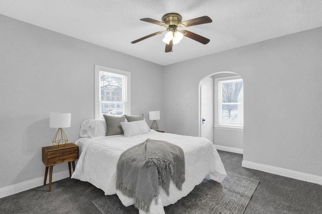 1366 Duxberry Avenue, Columbus, OH 43211