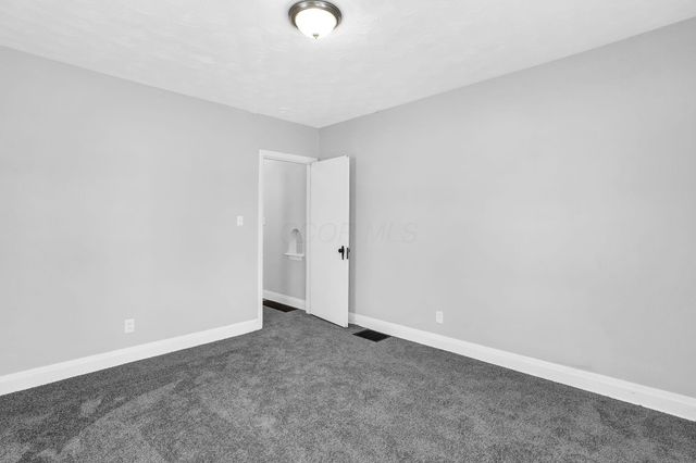 1366 Duxberry Avenue, Columbus, OH 43211