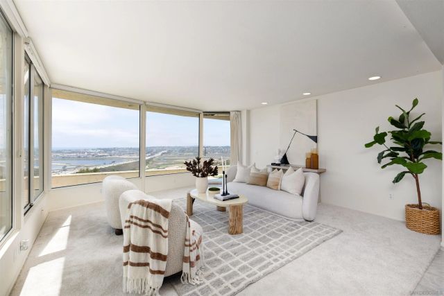 13286 Ocean Vista Rd, San Diego, CA 92130