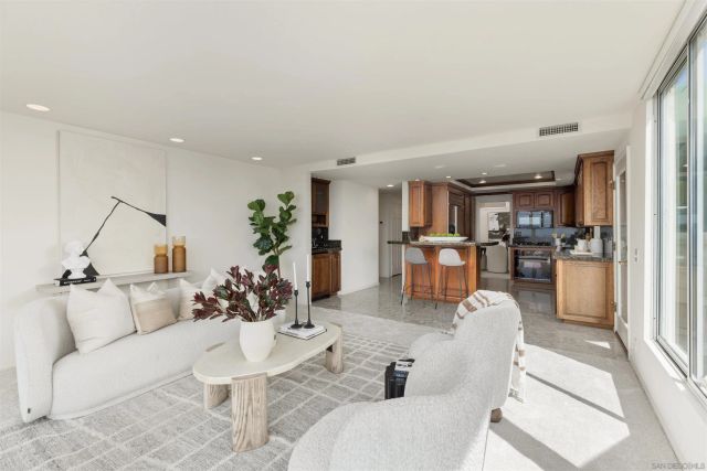 13286 Ocean Vista Rd, San Diego, CA 92130