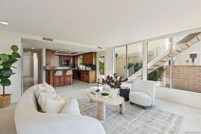 13286 Ocean Vista Rd, San Diego, CA 92130