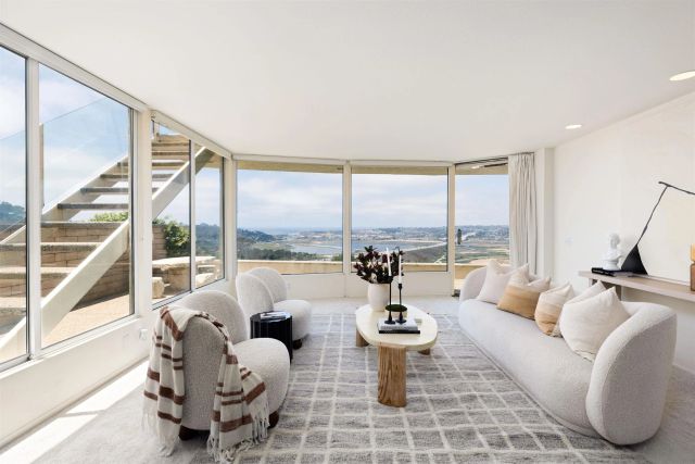 13286 Ocean Vista Rd, San Diego, CA 92130