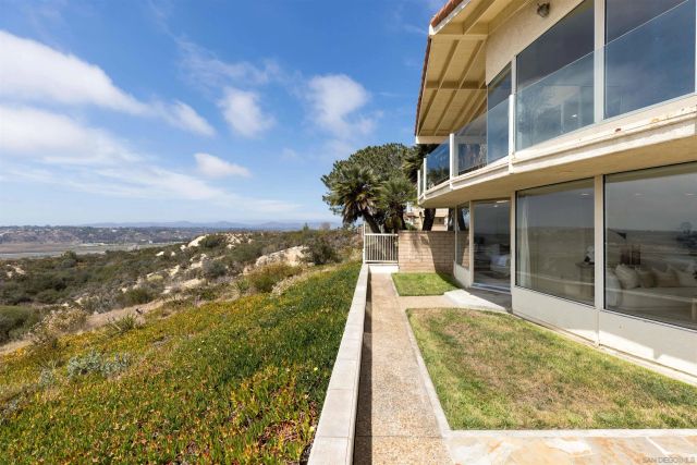 13286 Ocean Vista Rd, San Diego, CA 92130