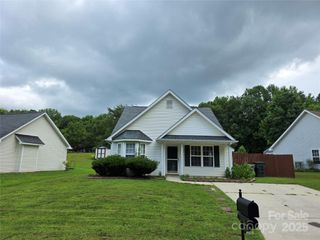 3320 Hunting Wood Court, Gastonia, NC 28052