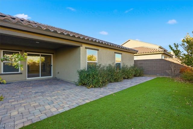 1418 Majestic Pond Avenue, North Las Vegas, NV 89084