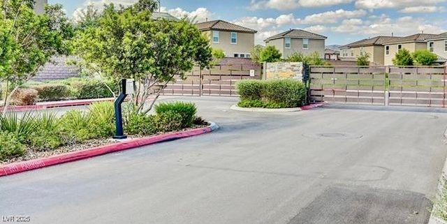 1418 Majestic Pond Avenue, North Las Vegas, NV 89084