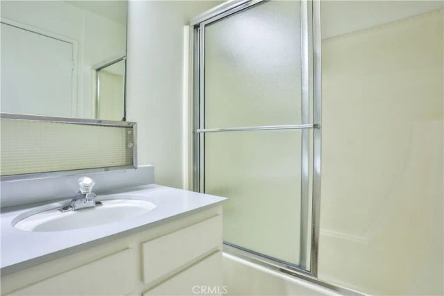 672 Greendale Lane, Pomona, CA 91767