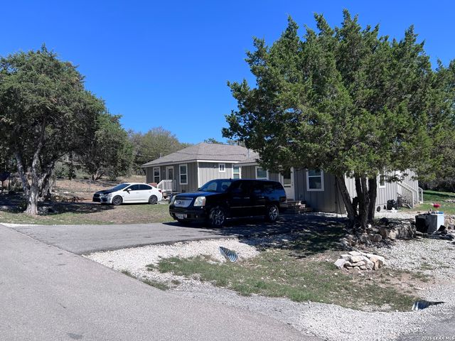 1755 Live Oak, Canyon Lake, TX 78133