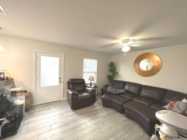 1755 Live Oak, Canyon Lake, TX 78133