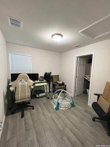 1755 Live Oak, Canyon Lake, TX 78133