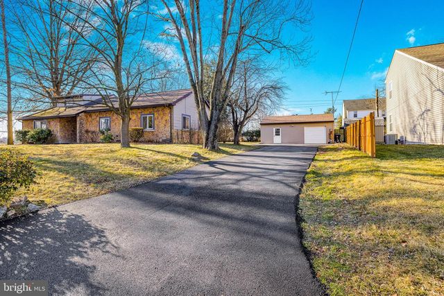 202 E 39TH ST, Wilmington, DE 19802