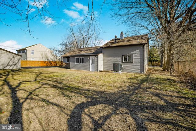 202 E 39TH ST, Wilmington, DE 19802