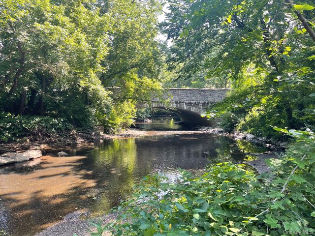 45 Pondfield Road W 4C, Bronxville, NY 10708