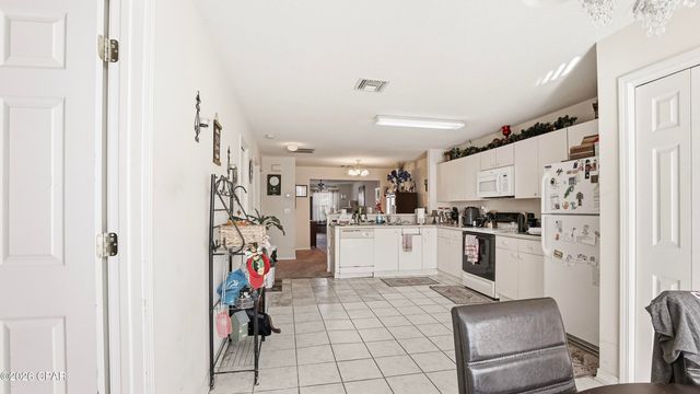 3123 Meadow Street, Lynn Haven, FL 32444