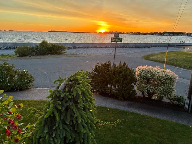 7 Swan Road, Quincy, MA 02169