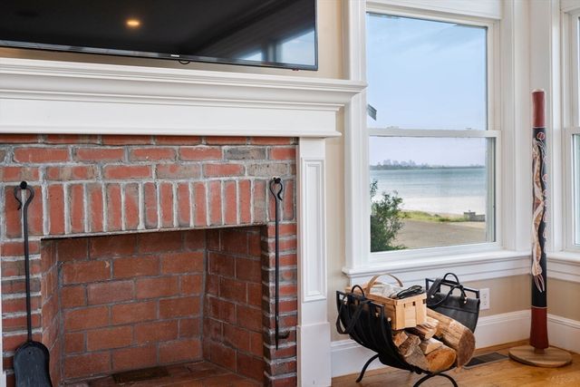 7 Swan Road, Quincy, MA 02169