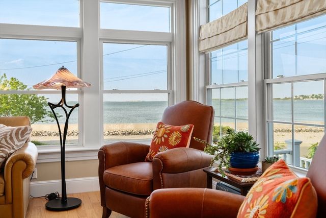 7 Swan Road, Quincy, MA 02169