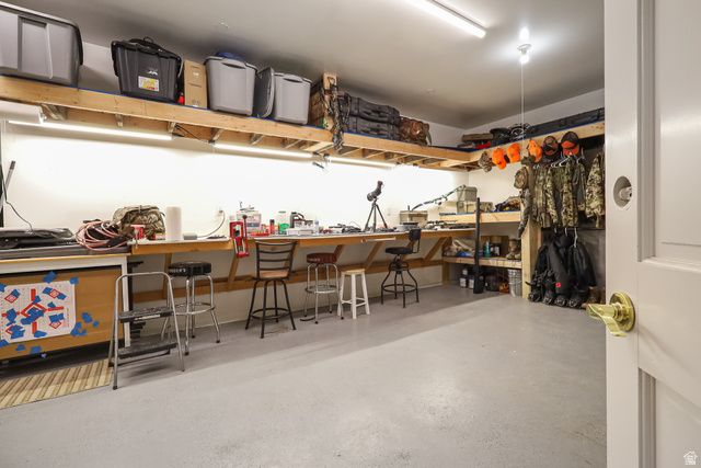 240 DARBY LN, Evanston, WY 82930