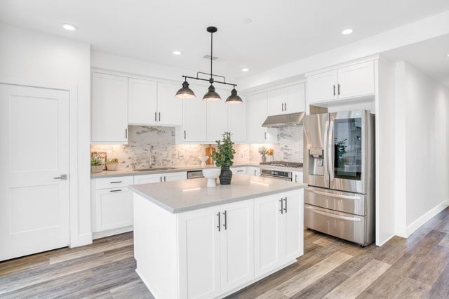 2059 Joshua Tree Circle, Milpitas, CA 95035