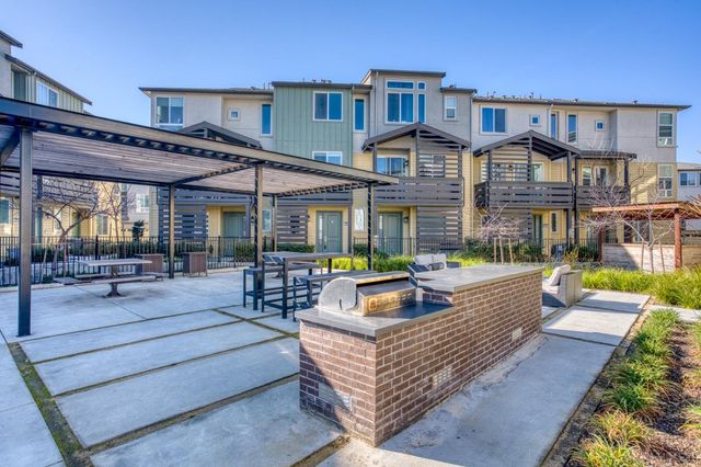 2059 Joshua Tree Circle, Milpitas, CA 95035