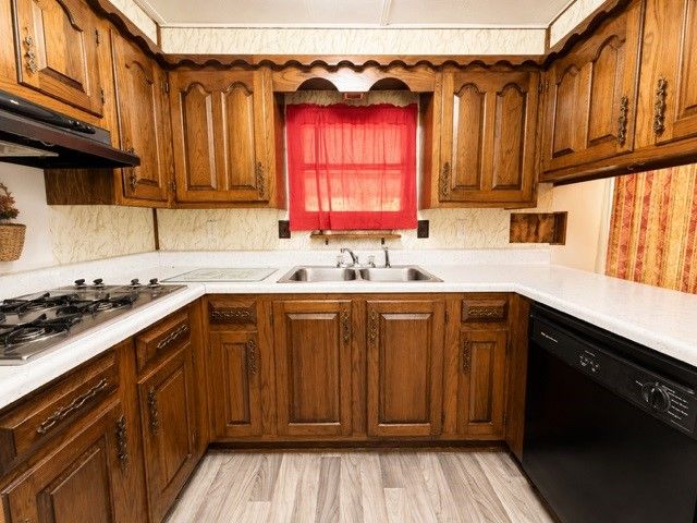 12109 Lunar Lane, Burleson, TX 76028