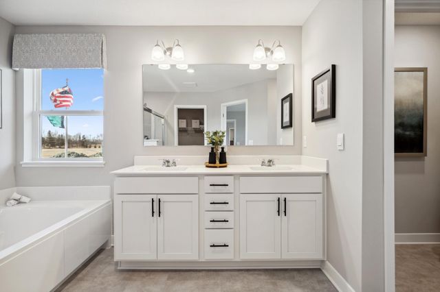 4991 Blake Way, Woodbury, MN 55129