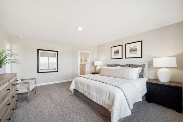 4991 Blake Way, Woodbury, MN 55129