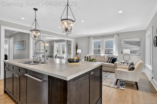 1236 Edgewood Road, Birmingham, MI 48009