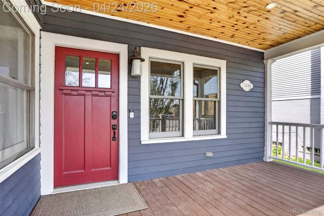 1236 Edgewood Road, Birmingham, MI 48009