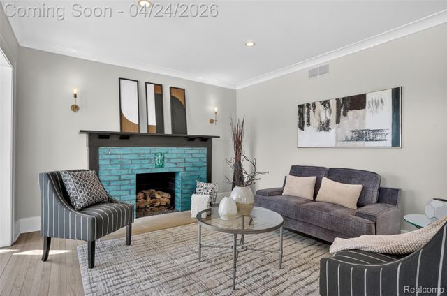 1236 Edgewood Road, Birmingham, MI 48009
