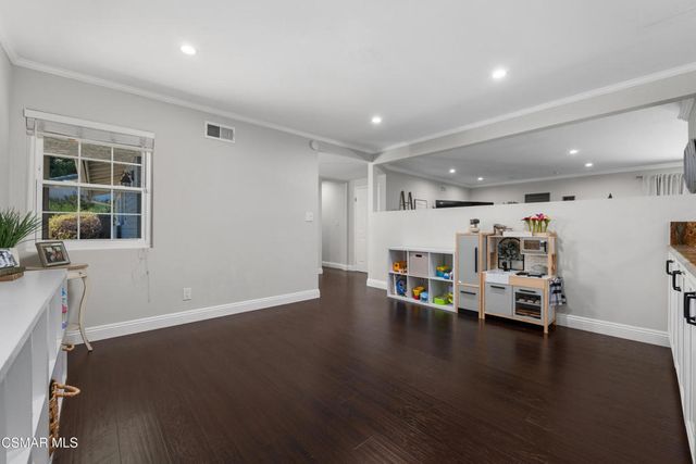 1607 Edmund Street, Simi Valley, CA 93065