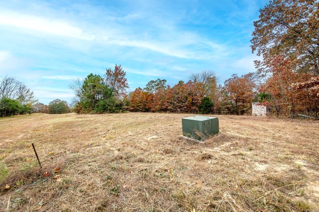 50 Eagle Ridge Dr., Greers Ferry, AR 72067