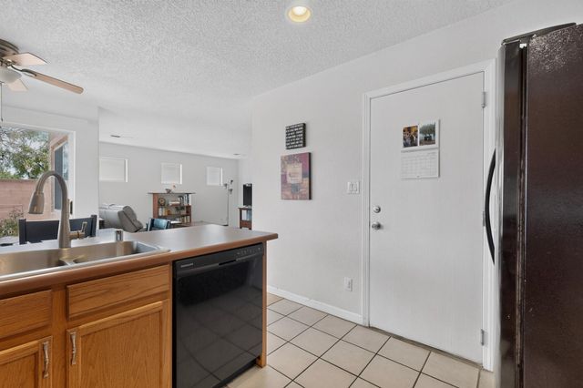 348 Pequin Trail SE, Albuquerque, NM 87123