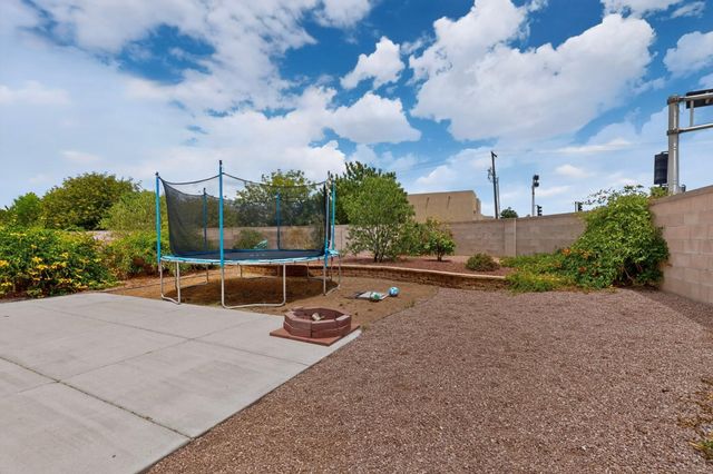 348 Pequin Trail SE, Albuquerque, NM 87123
