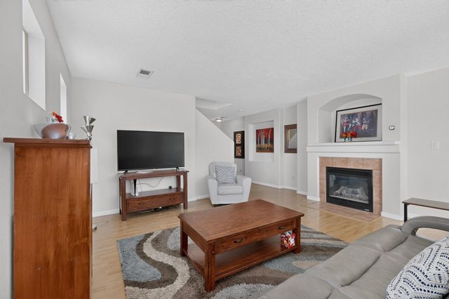 348 Pequin Trail SE, Albuquerque, NM 87123