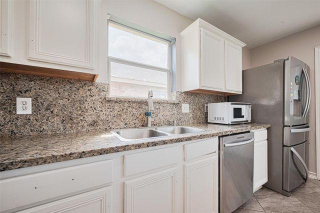 18147 Brightwood Park Lane, Richmond, TX 77407