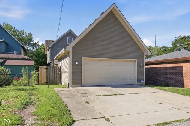 1206 E New York Street, Indianapolis, IN 46202