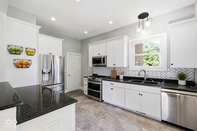 1206 E New York Street, Indianapolis, IN 46202